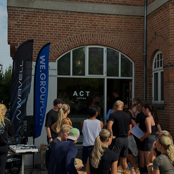 Gode idéer kommer fra alle hjørner – og hos os bliver de hørt. Her kan du påvirke alt fra produkter til kampagner.